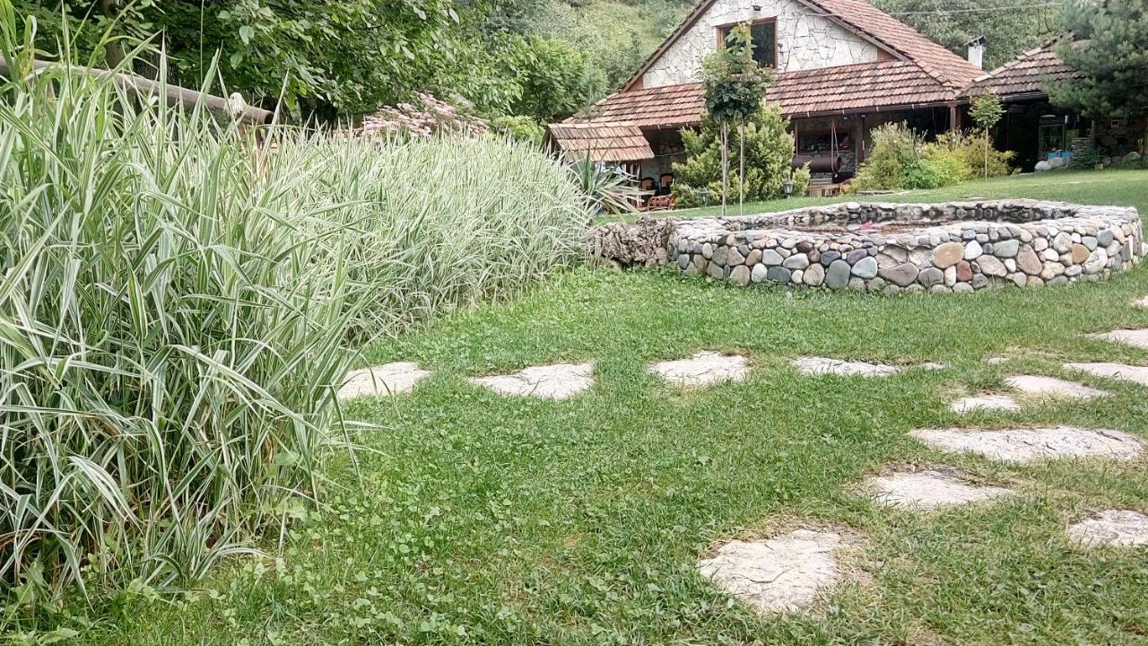 ディリジャン Eco Garden Bed & Breakfast エクステリア 写真